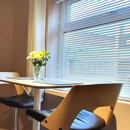Cosy Stays Daybrook 노팅엄 외부 사진