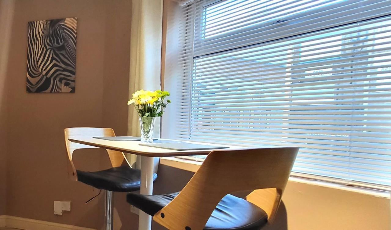Cosy Stays Daybrook 노팅엄 외부 사진