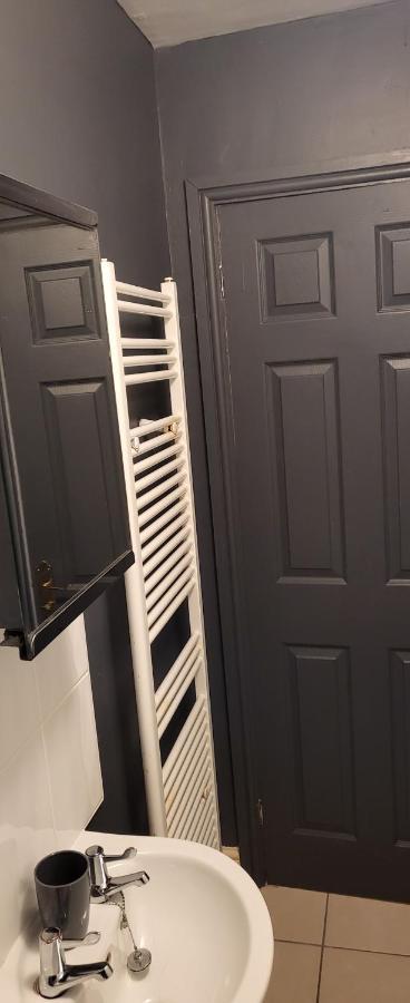 Cosy Stays Daybrook 노팅엄 외부 사진